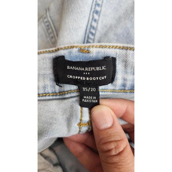 Banana Republic Jeans Womens 35/20 Cropped Bootcut Button Fly Distressed Raw Hem - Picture 5 of 6